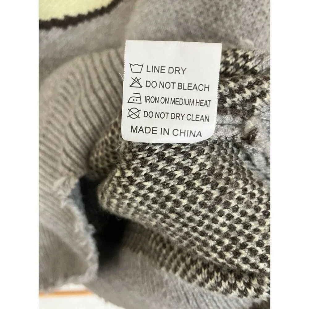 Miss Sparkling Graphic Smiley Face Distressed Hem Sweater Women’s Small Gray - Picture 6 of 8